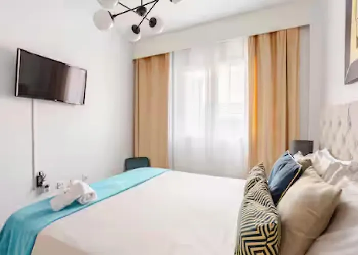 Sunset Gabriela 아파트